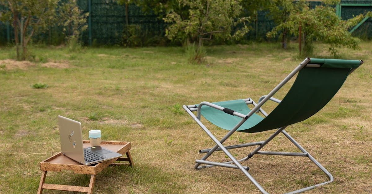 Balancing Comfort and Functionality in an Outdoor Office